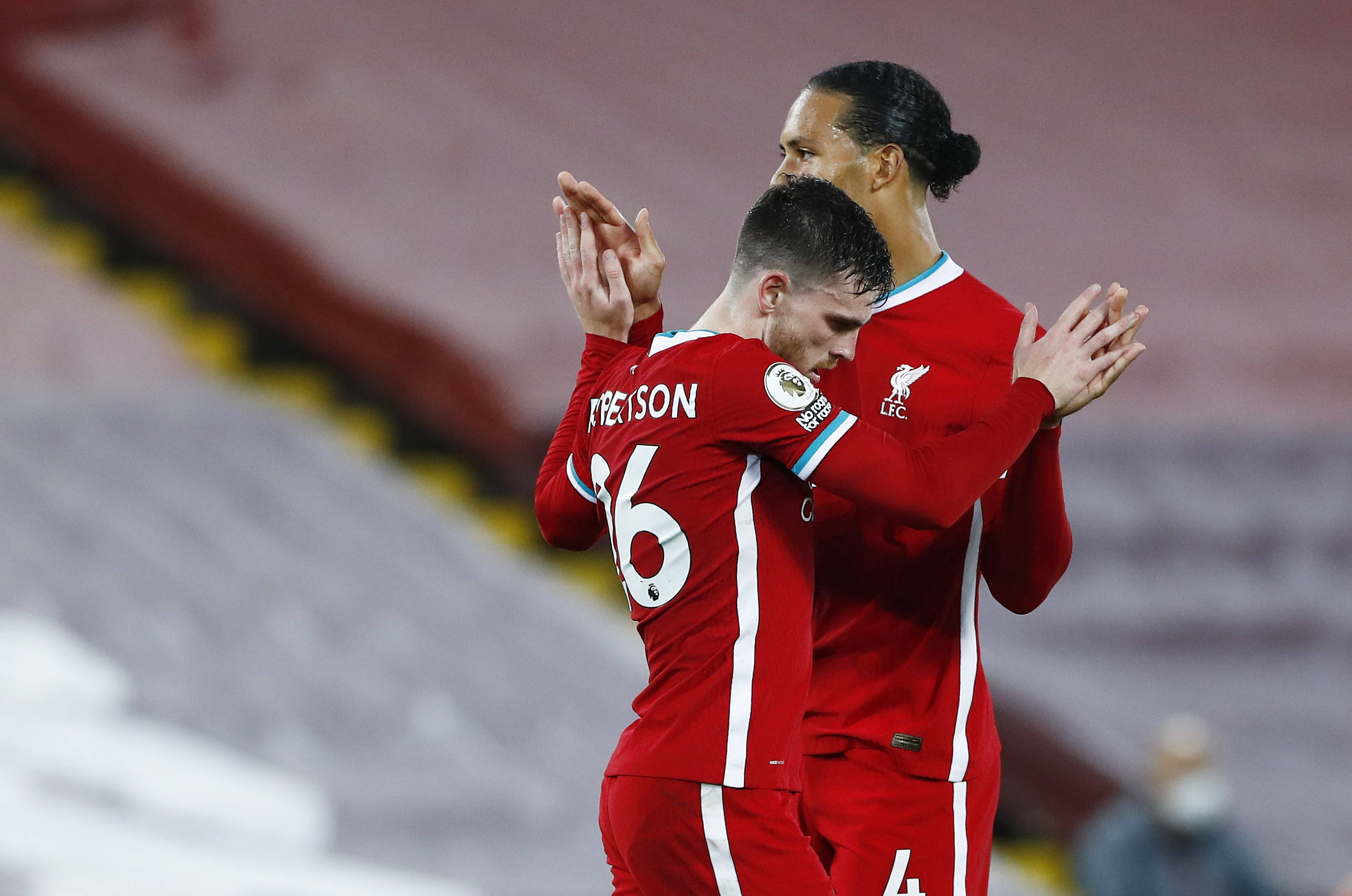 球员们在训 球员们在训